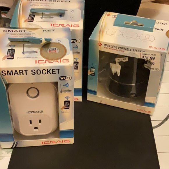 💥 Final Inventory Lot 3 CRAIG Smart Socket & Wireless Portable Speaker NEW $130 - Picture 1 of 6